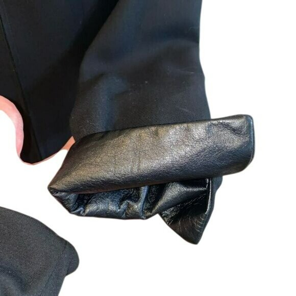 Womens Black Wool Blazer W/ Leather Collar & Cuffs Size M - Picture 3 of 7